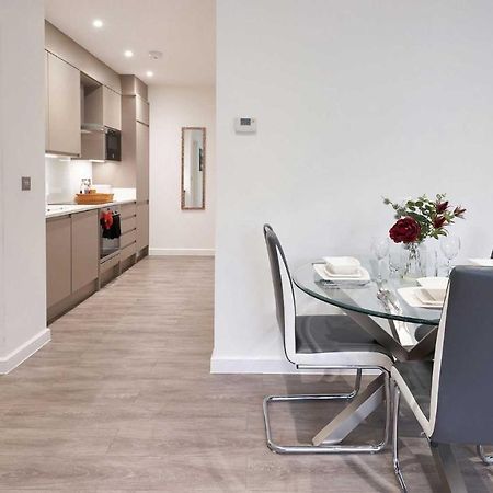 Luxustay Milburn House Milton Keynes Eksteriør billede