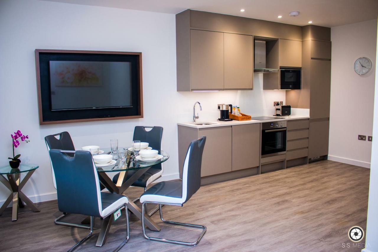 Luxustay Milburn House Milton Keynes Eksteriør billede