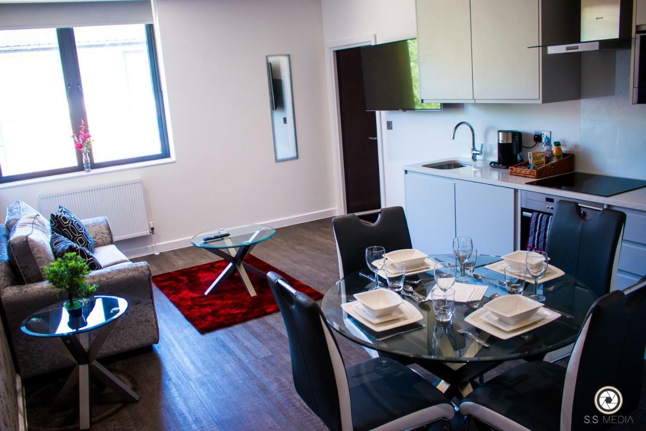 Luxustay Milburn House Milton Keynes Eksteriør billede