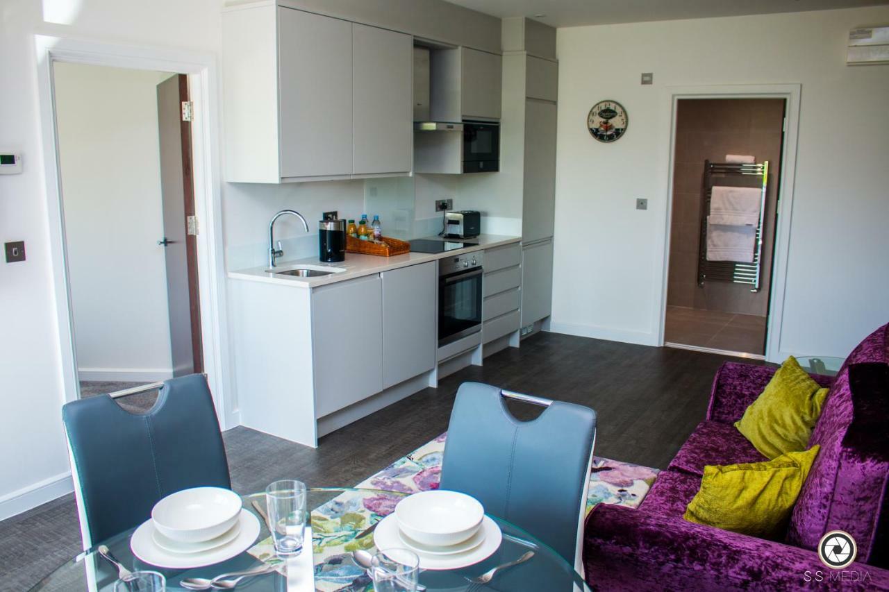 Luxustay Milburn House Milton Keynes Eksteriør billede